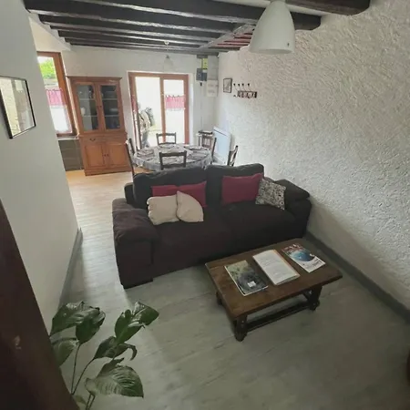 Maison De Village Au Pied De La Montagne Сasa de vacaciones Lumbin