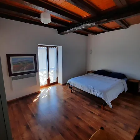 Holiday home Maison De Village Au Pied De La Montagne *